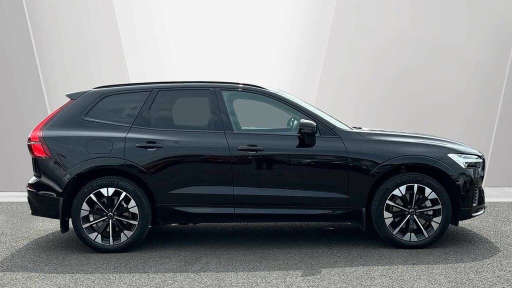 Volvo XC60 Plus, B5 Awd Mild Hybrid, Dark BD75YON Black #3