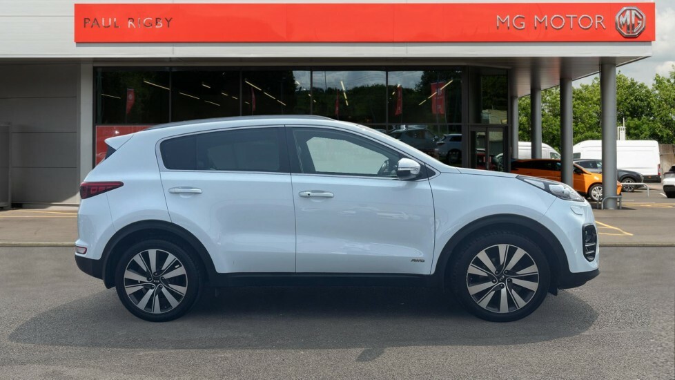 Kia Sportage 2.0 Crdi Kx-4 Awd Euro 6 BW66YCC White #4