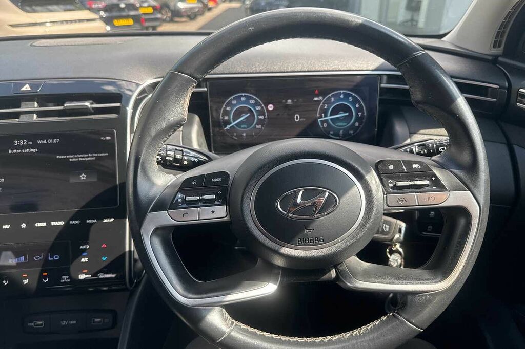 Hyundai Tucson 1.6 Tgdi Se Connect 2Wd VO22FZE Black #2
