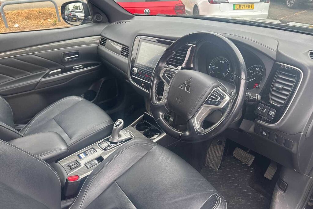 Mitsubishi Outlander 2.4 Phev Dynamic WN20VYH Black #6