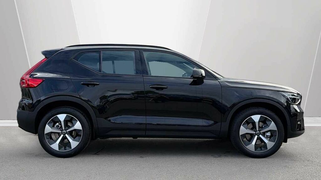 Volvo XC40 B3 161Bhp Plus Dark Mild Hybrid - Heated Seats BW26LWO Black #3