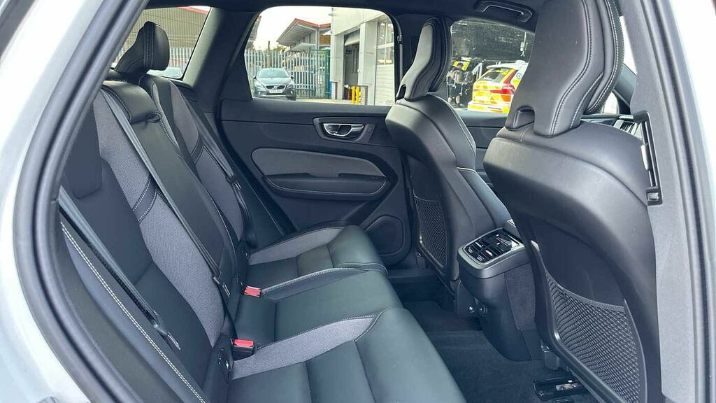 Volvo XC60 Plus, B5 Awd Mild Hybrid, Dark YE24JYC White #6