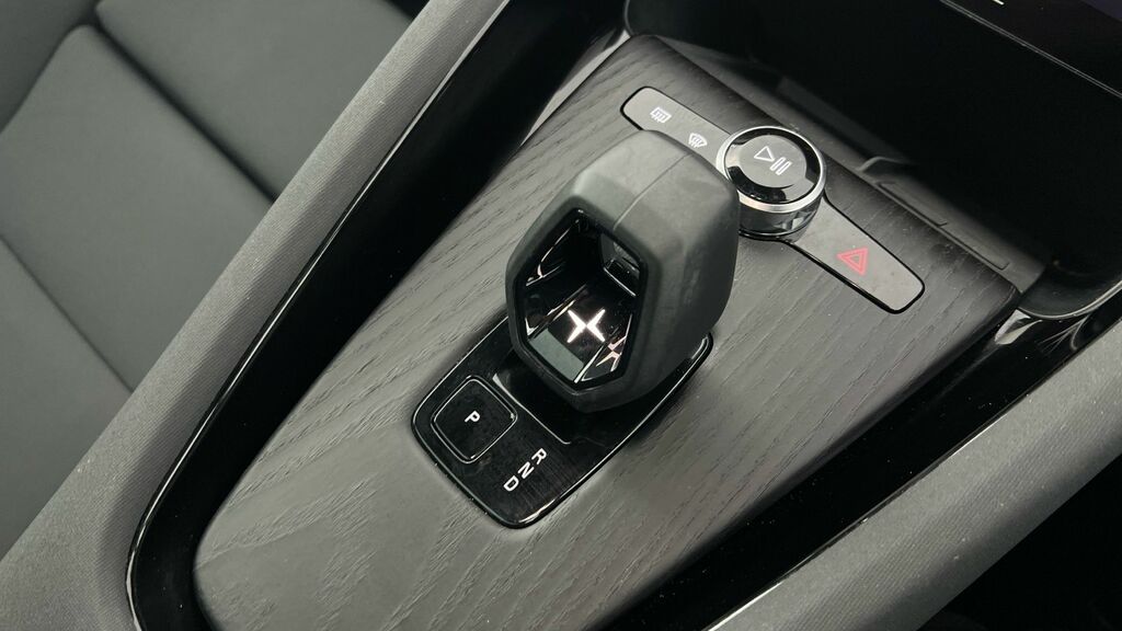 Polestar 2 Dual Motor 82Kwh Long Range Fastback Beige #12