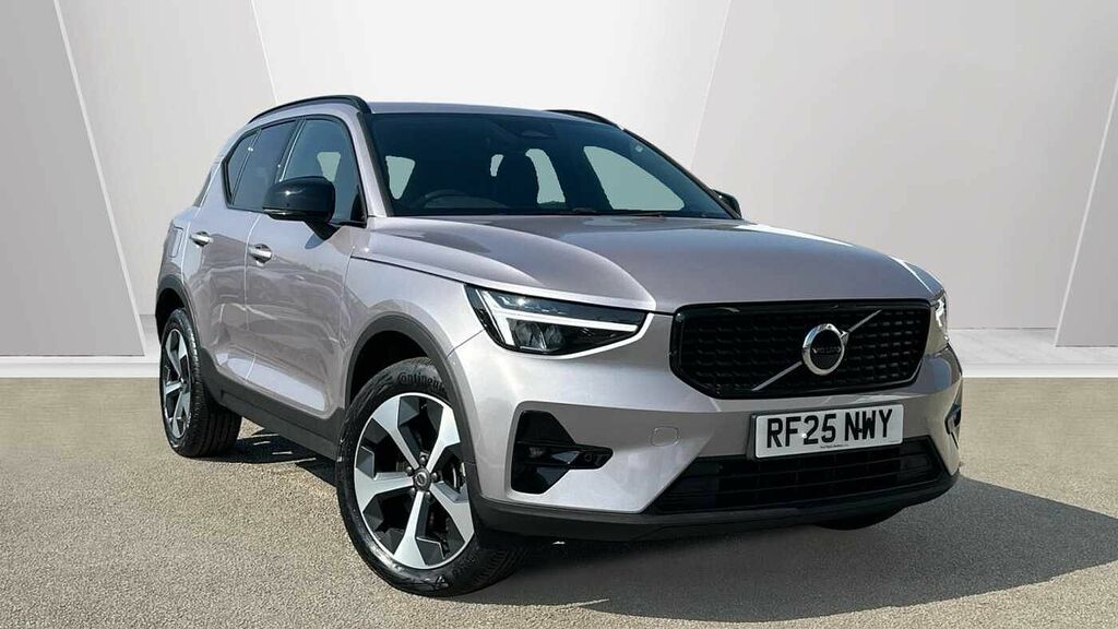 Volvo XC40 Plus, B4 Mild Hybrid, Dark Silver