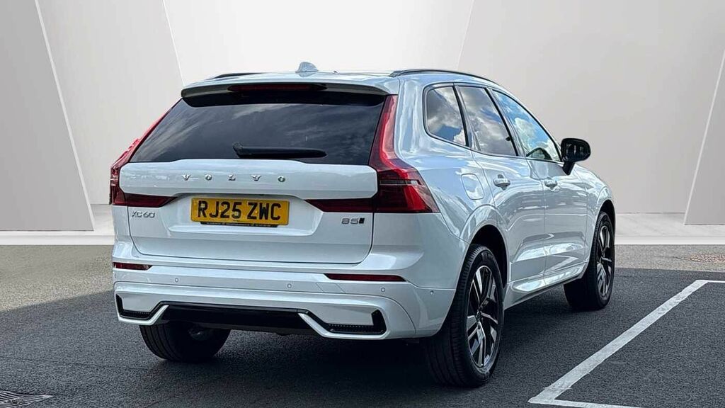 Volvo XC60 Plus, B5 Awd Mild Hybrid, Dark RJ25ZWC White #2