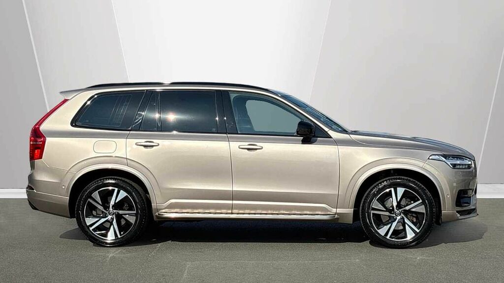 Volvo XC90 2.0 B5p 250 Plus Dark Awd Geartronic Gold #3