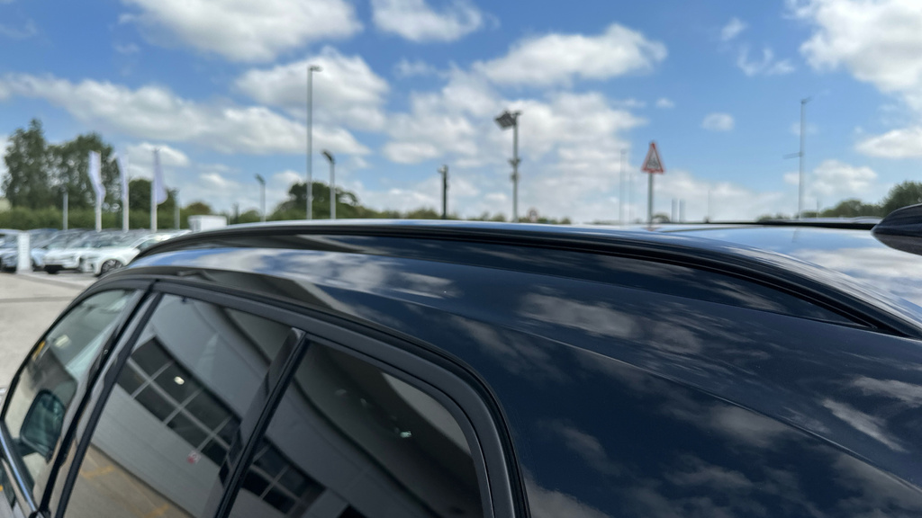 Volvo EX40 Black Edition Plus, Single Motor Extended Range, E Blue #35