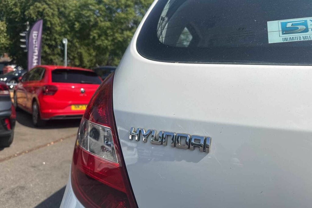 Hyundai I20 1.2 Active Hatchback White #30