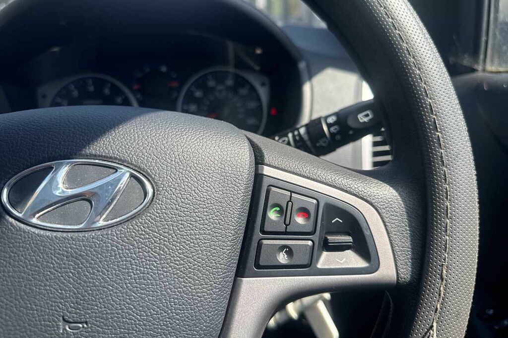 Hyundai I20 1.2 Active Hatchback White #18
