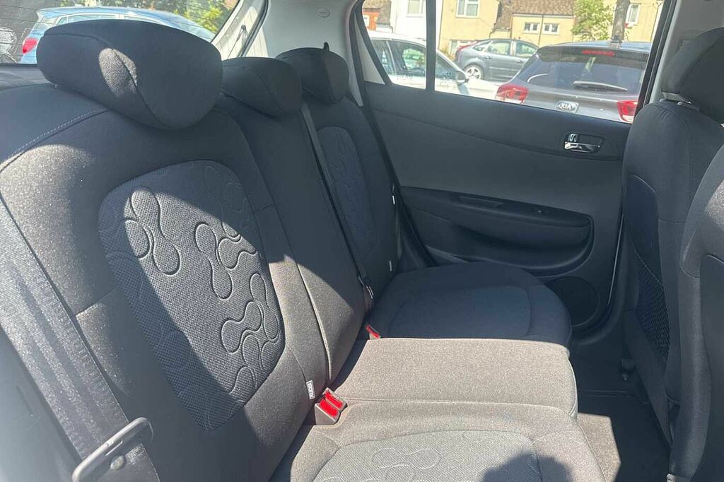 Hyundai I20 1.2 Active Hatchback White #26