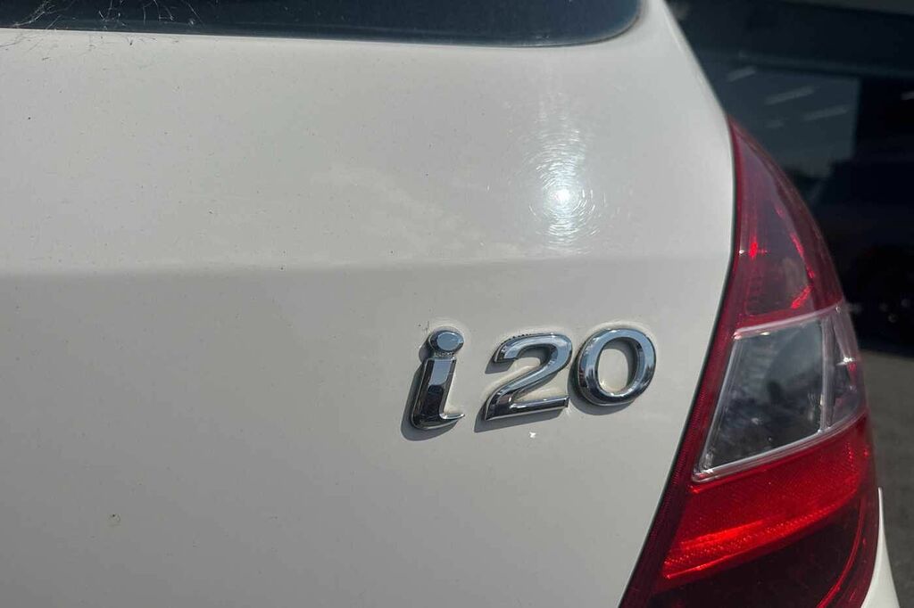 Hyundai I20 1.2 Active Hatchback White #29