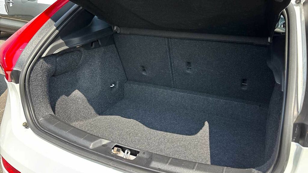 Volvo V40 D2 Inscription Silver #23