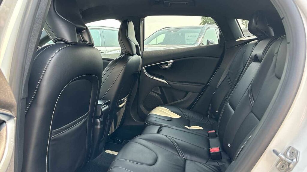Volvo V40 D2 Inscription Silver #20