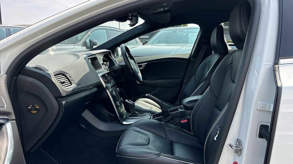 Volvo V40 D2 Inscription Silver #19