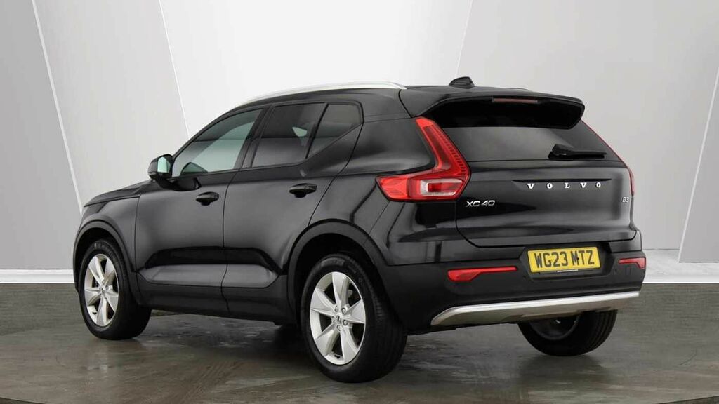 Volvo XC40 Core, B3 Mild Hybrid, Black #3