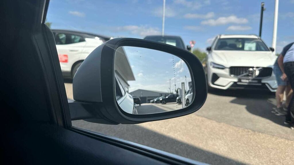 Volvo V40 T3 152 R Design Edition Grey #24
