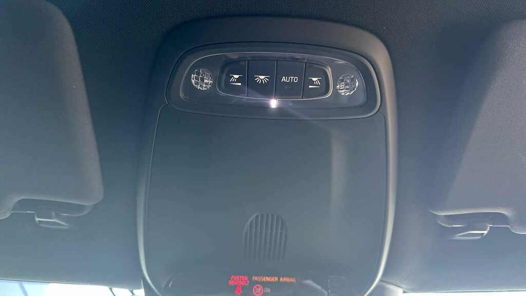 Volvo V40 T3 152 R Design Edition Grey #21