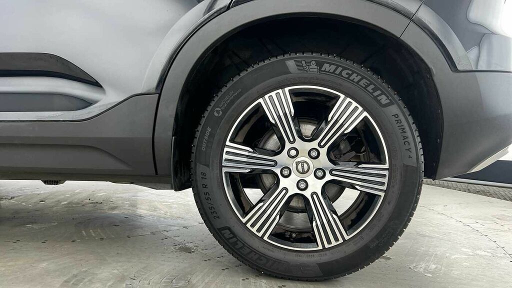 Volvo XC40 Inscription, T3 NA22CHK Black #4
