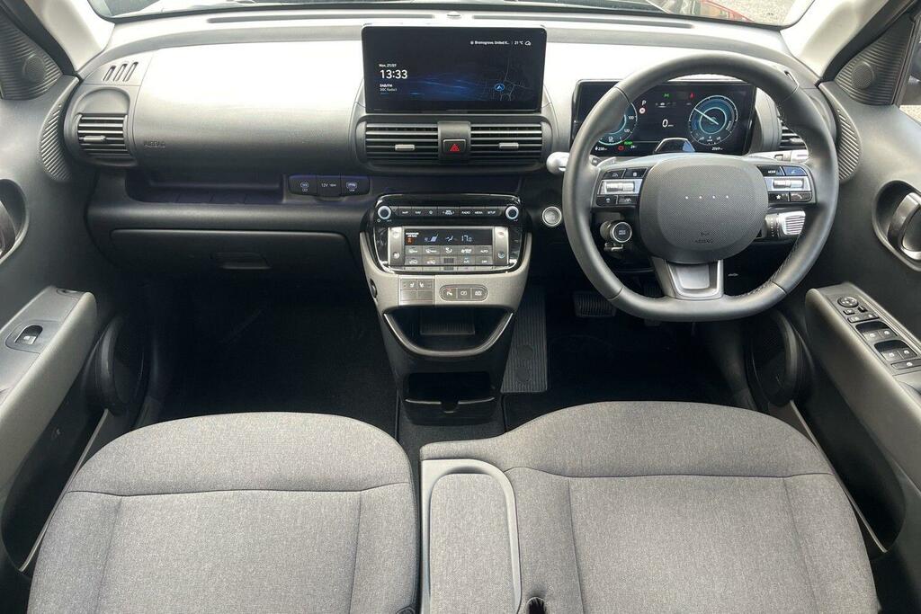 Hyundai Inster 02 49Kwh Black #5