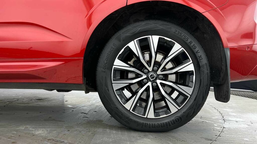 Volvo XC60 Plus, B4 Mild Hybrid, Dark YD23HOK Red #2