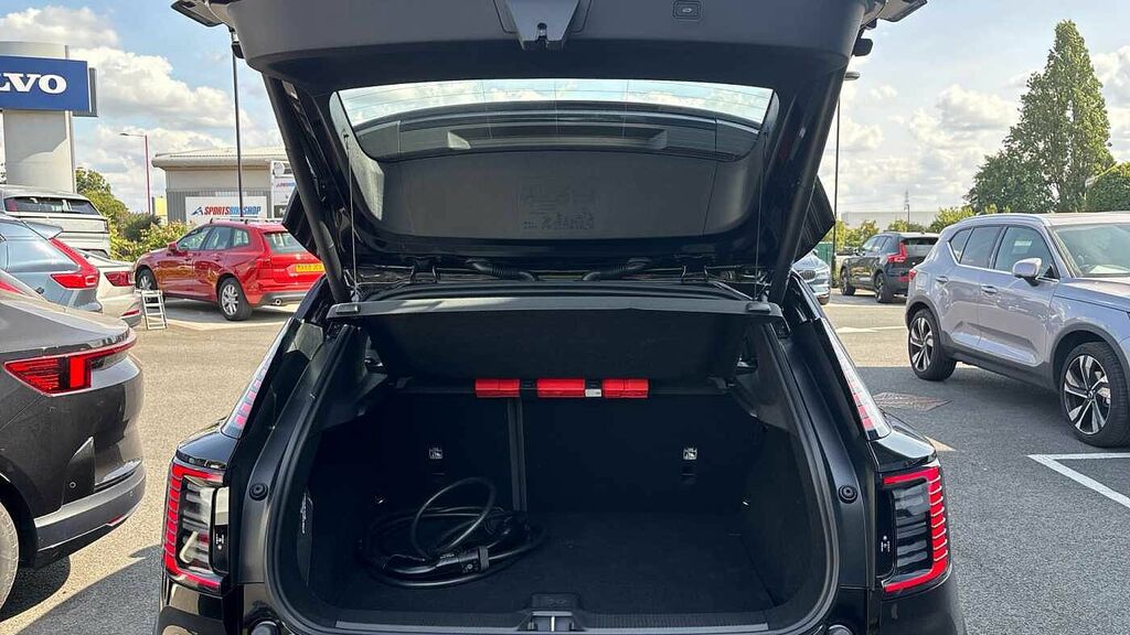 Volvo EX30 Black Edition Ultra, Twin Motor Performance, Elect Black #13