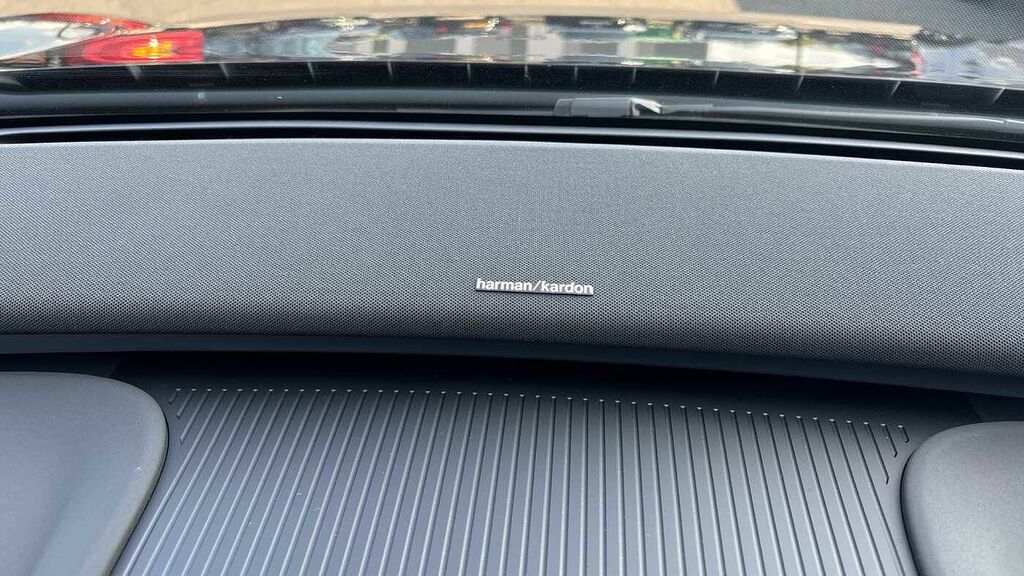 Volvo EX30 Black Edition Ultra, Twin Motor Performance, Elect Black #36
