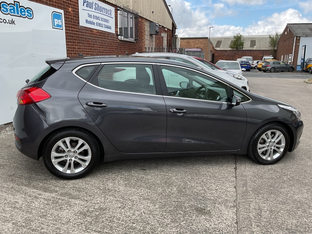 Kia Ceed Hatchback 1.6 2 Ecodynamics Crdi Silver #6