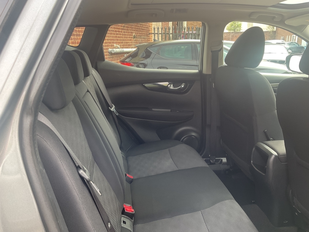 Nissan Qashqai Qashqai N-connecta Dci Black #20