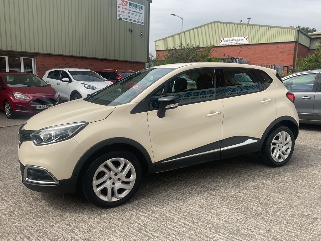 Renault Captur 1.5 Dynamique Nav Dci Brown #4
