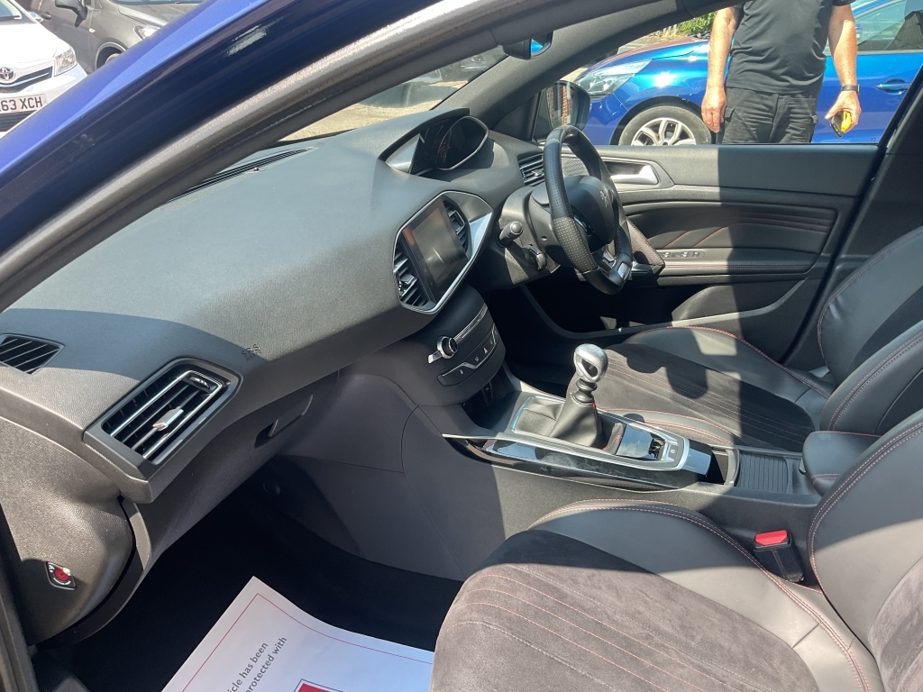 Peugeot 308 Peugeot 308 Sportium E-thp 1.2L  #22