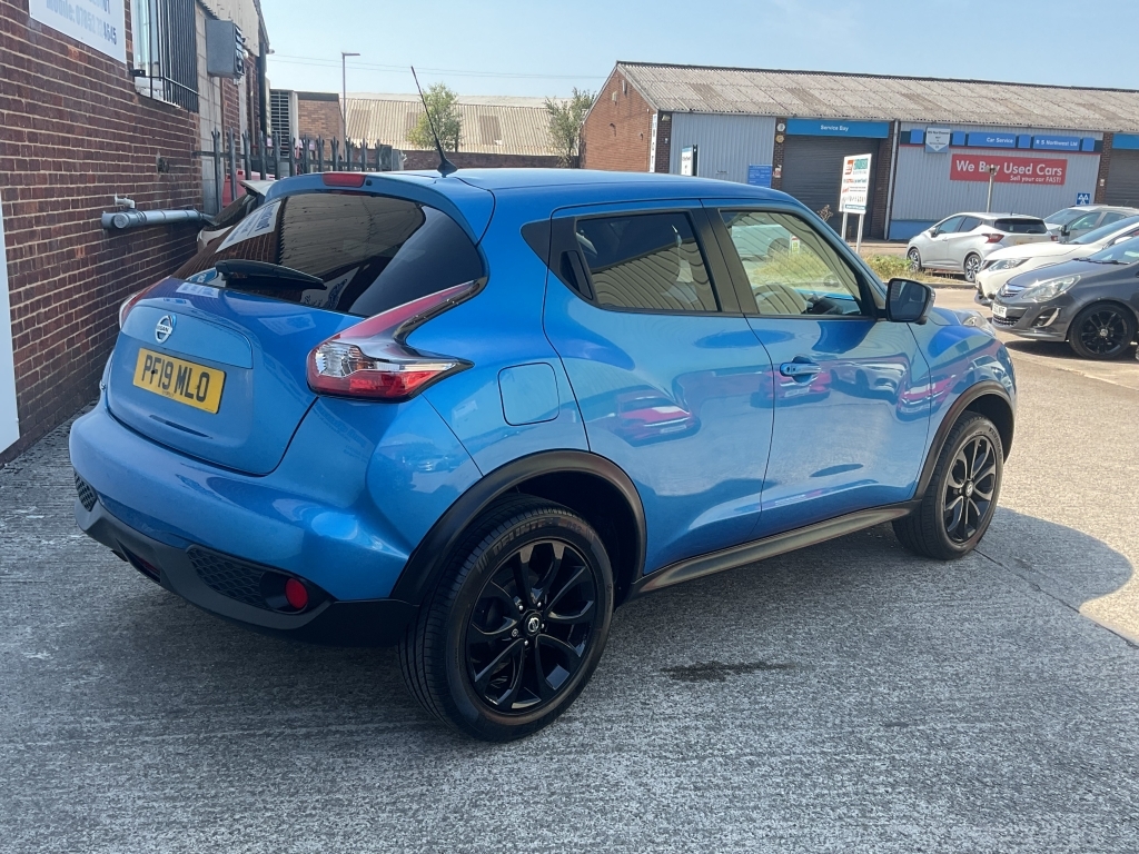 Nissan Juke Hatchback 1.6 Tekna Blue #4