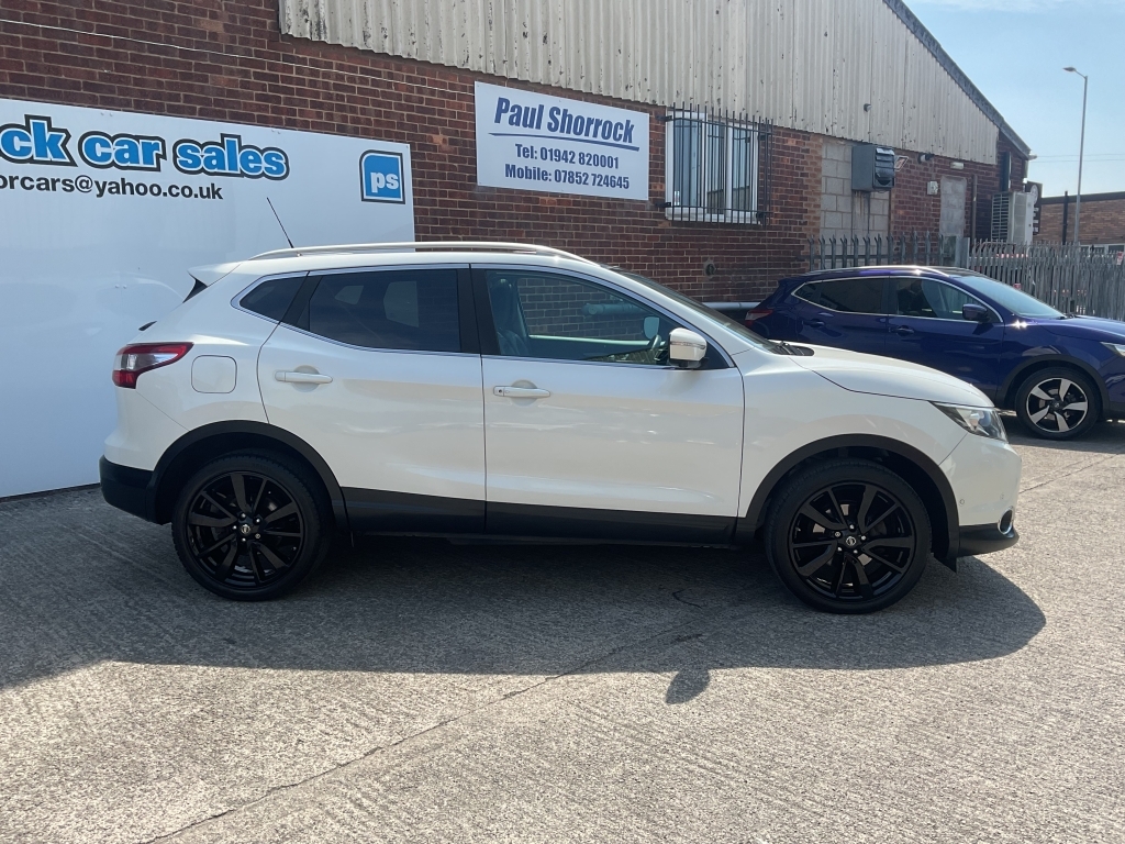 Nissan Qashqai Hatchback 1.5 Dci Tekna White #4