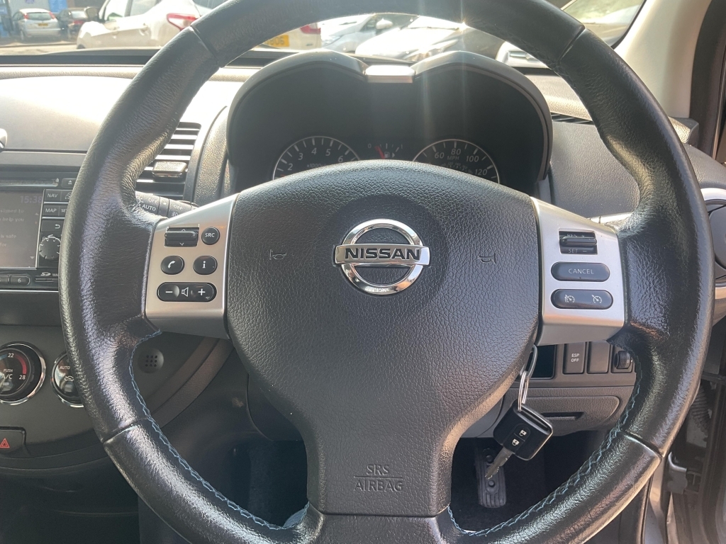Nissan Note Hatchback Red #10