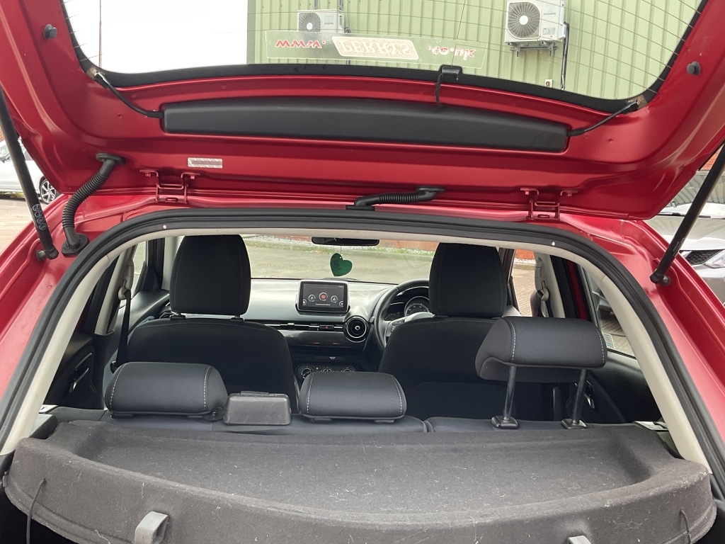 Mazda 2 1.5 Sport Nav 89 Bhp Red #19