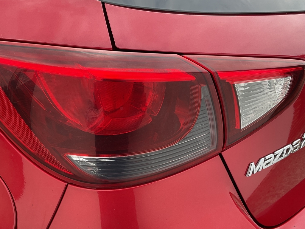 Mazda 2 1.5 Sport Nav 89 Bhp Red #27