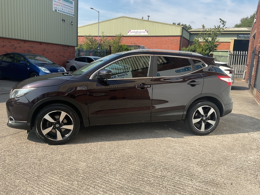 Nissan Qashqai Hatchback 1.6 N-connecta Dci Black #4