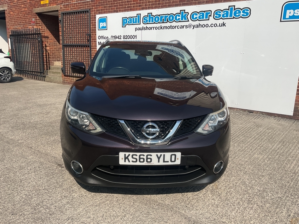 Nissan Qashqai Hatchback 1.6 N-connecta Dci Black #2