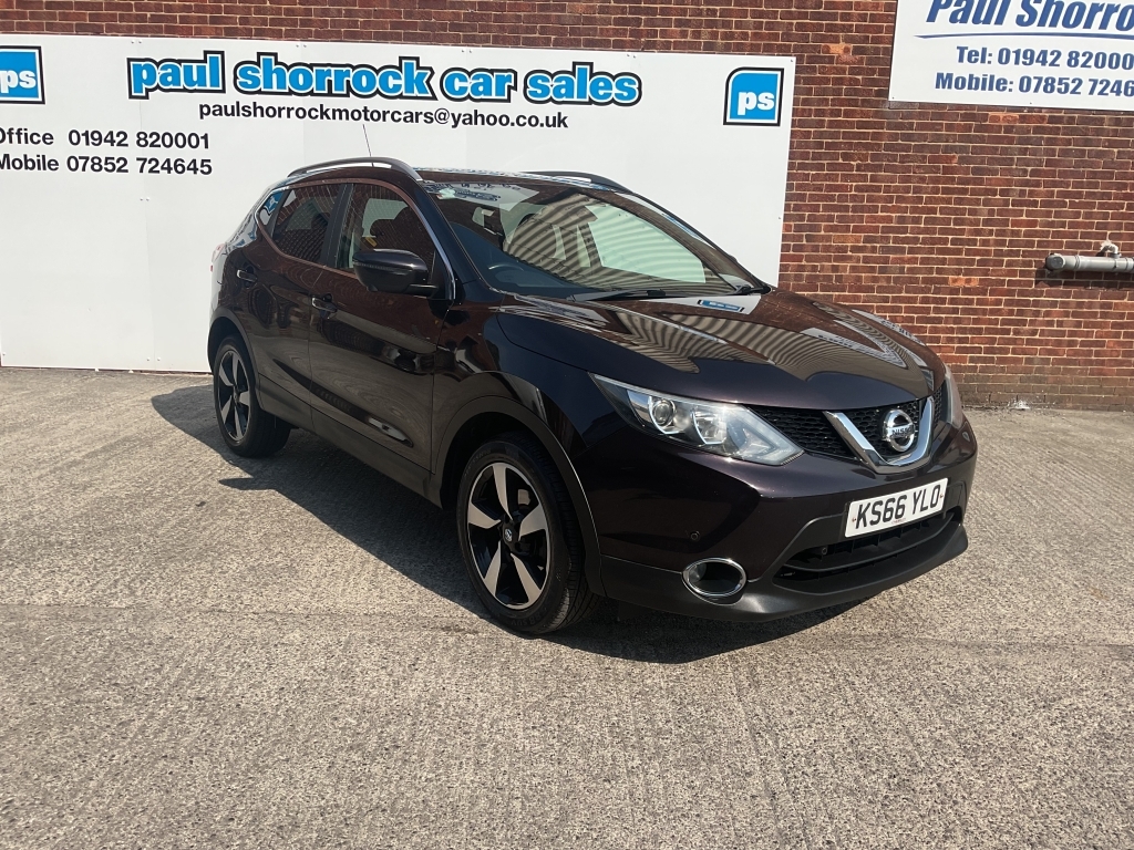 Nissan Qashqai Hatchback 1.6 N-connecta Dci Black