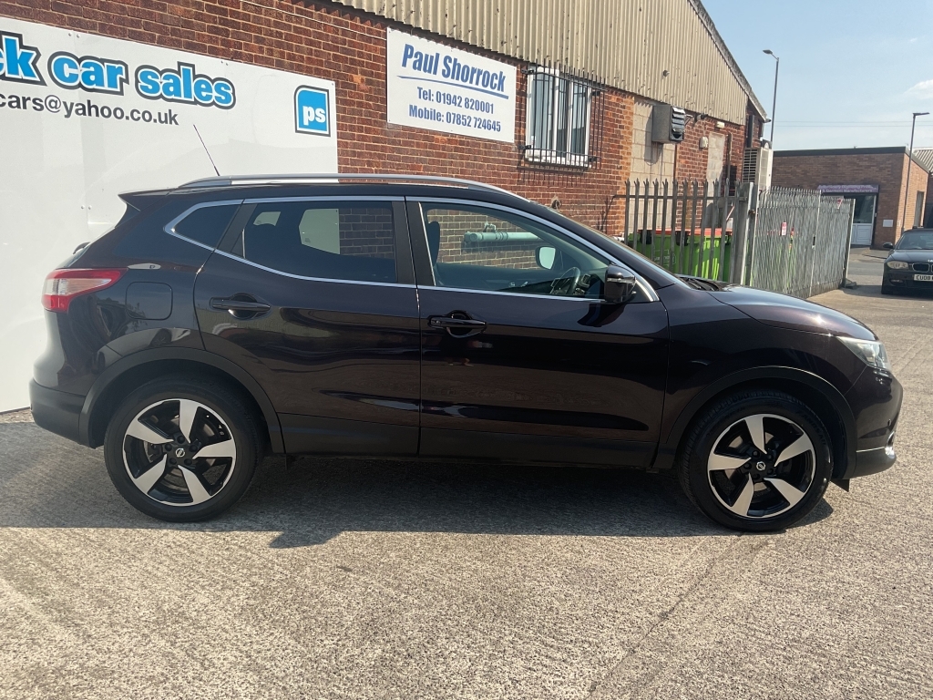 Nissan Qashqai Hatchback 1.6 N-connecta Dci Black #6