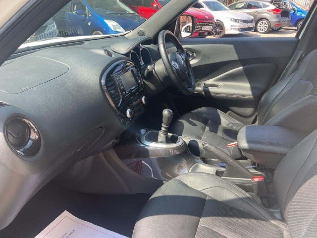 Nissan Juke Hatchback Grey #23