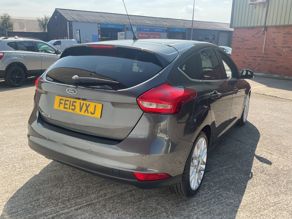 Ford Focus Hatchback 1.5 Titanium X Tdci Grey #5
