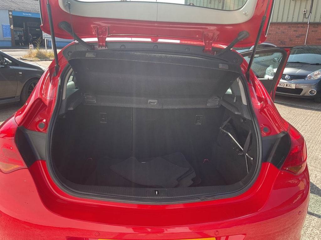 Vauxhall Astra Vauxhall Astra 2012 Silver #22