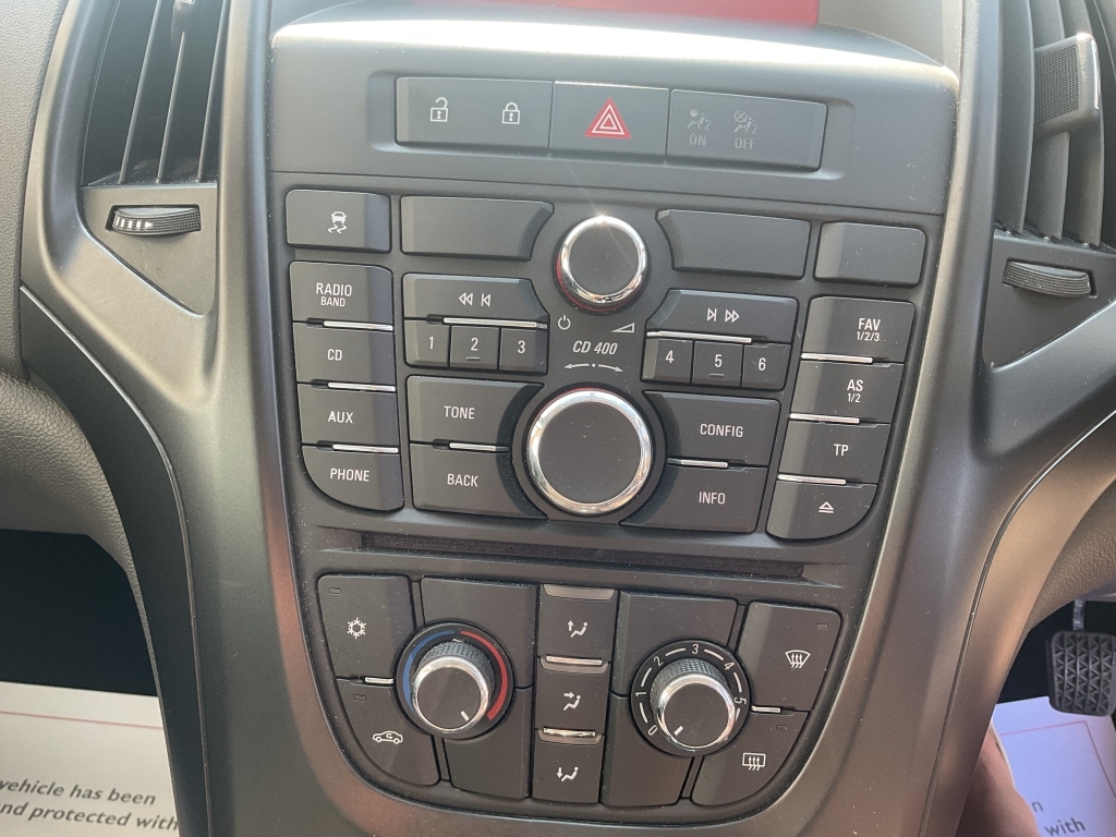 Vauxhall Astra Vauxhall Astra 2012 Silver #13