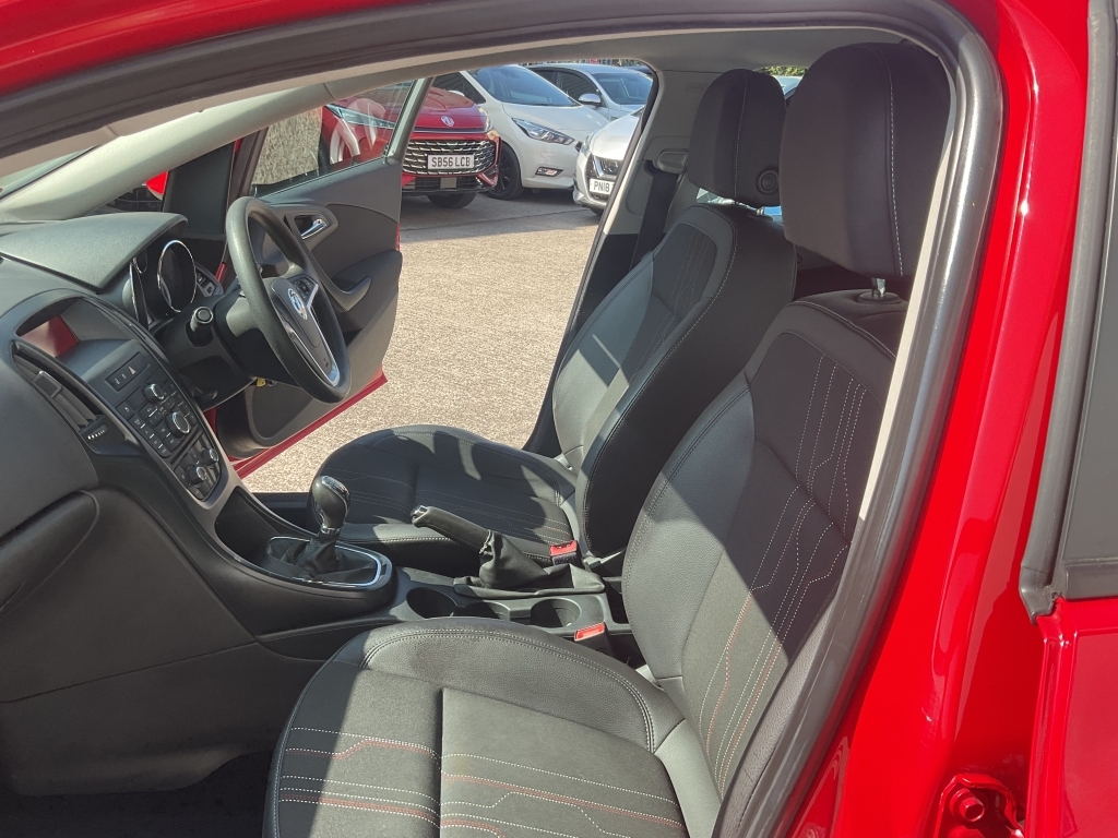 Vauxhall Astra Vauxhall Astra 2012 Silver #26