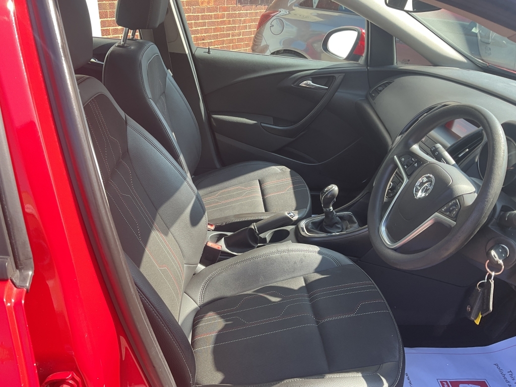 Vauxhall Astra Vauxhall Astra 2012 Silver #18