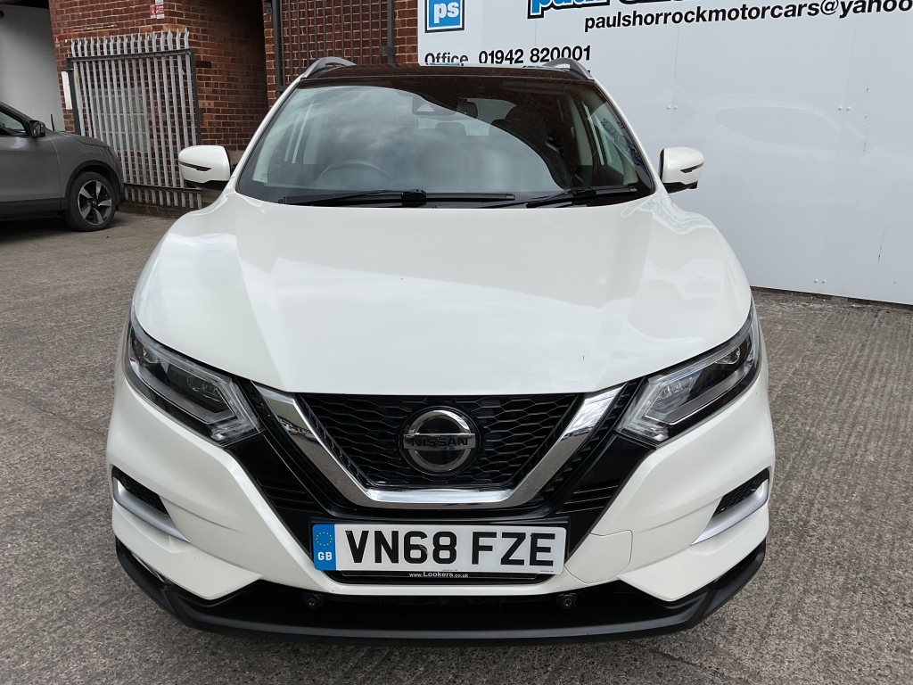 Nissan Qashqai Hatchback 1.5 Dci Tekna VN68FZE White #2