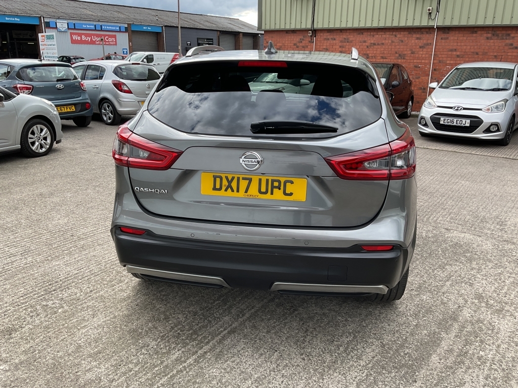 Nissan Qashqai Hatchback 1.5 N-connecta Dci Grey #4