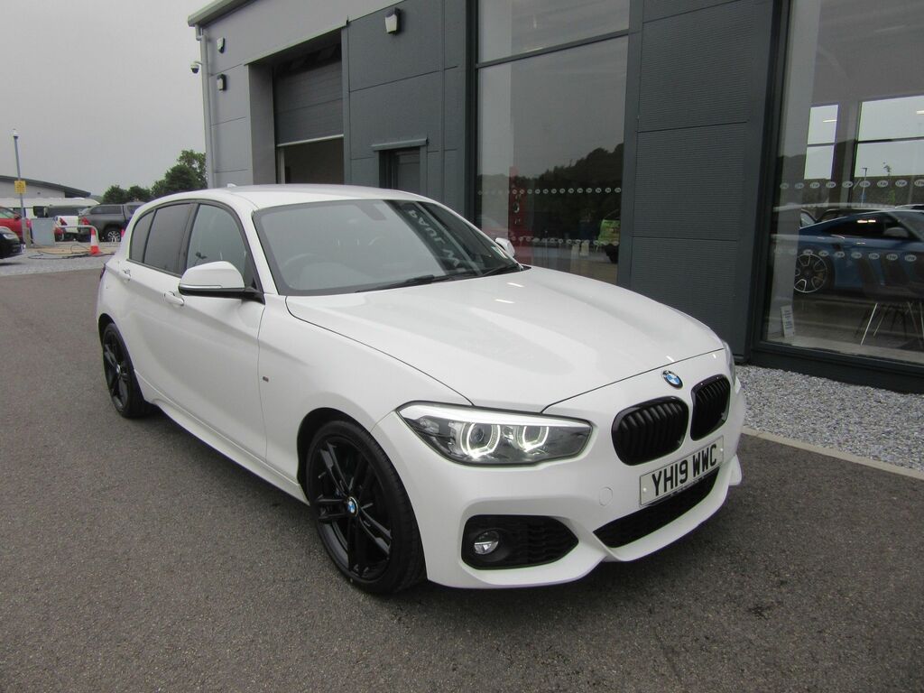 BMW 1 Series 1.5 118I Gpf M Sport Shadow Edition Hatchback White