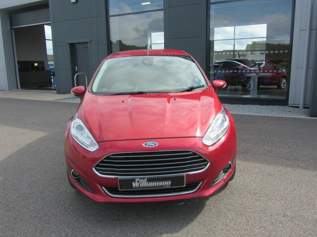 Ford Fiesta 1.0T Ecoboost Titanium Hatchback Red #2