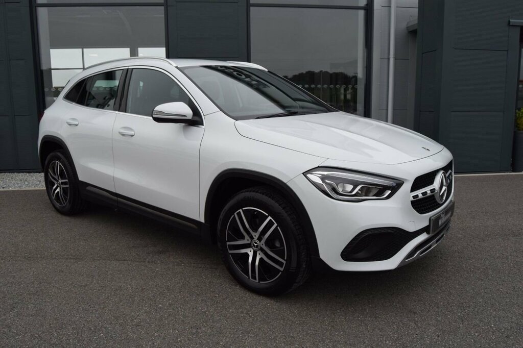 Mercedes-Benz GLA Class 2.0 Gla200d Sport Suv 8G-dct Euro 6 S SJ21EZU White #3